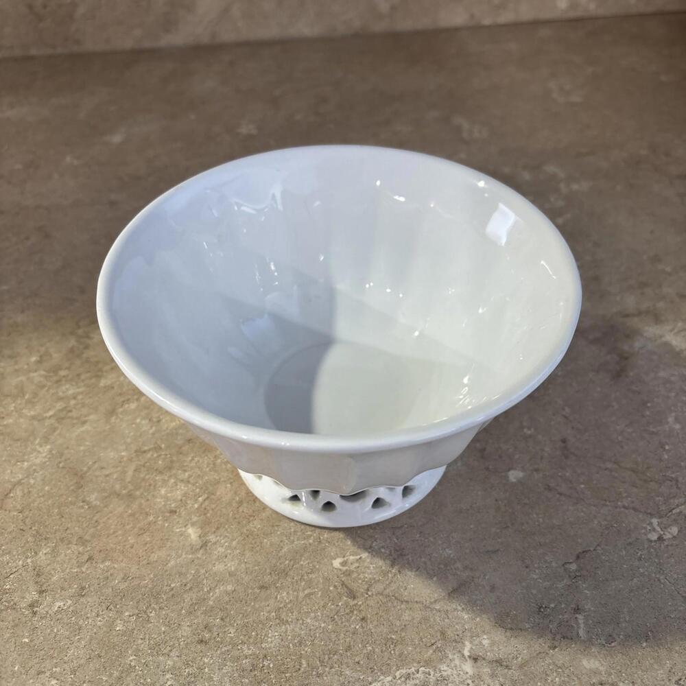 Vintage Bombay Company White Bowl - 6.5 inches - Picture 6 of 6
